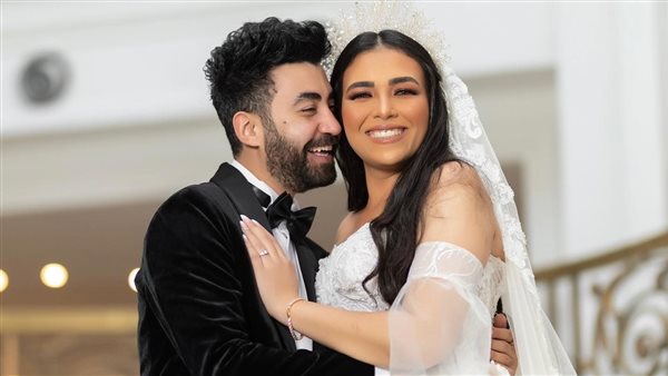 توني ماهر وزوجته