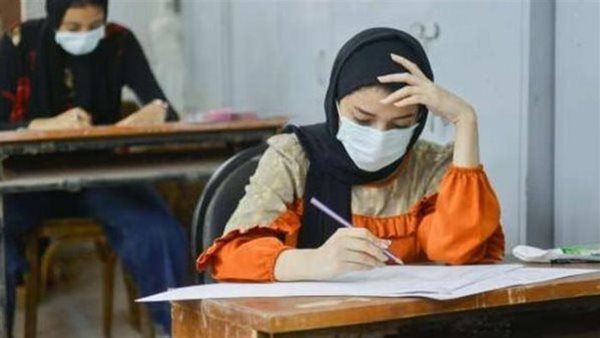 طلاب الصف الثالث