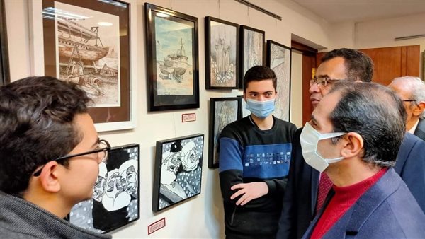 جانب من المعرض