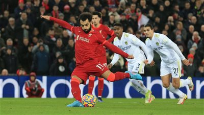 محمد صلاح يحرز هدف تقدم ليفربول أمام ليدز في الدوري الإنجليزي الممتاز