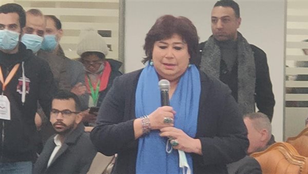 وزيرة الثقافة 