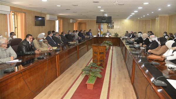 محافظ أسيوط