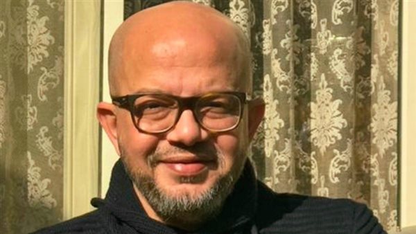 الكاتب عمر طاهر 