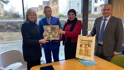 زيارة رئيس عين شمس لجامعة أكسفورد لمناقشة سبل التعاون المشترك