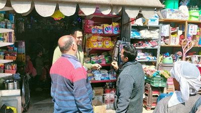 ضبط 47 مخالفة تموينية خلال حملات رقابية بمركز ديرمواس في المنيا