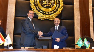 القومي لتنظيم الاتصالات: توقيع بروتوكولات مع الأكاديمية العربية لتبادل الخبرات والبرامج التدريبية