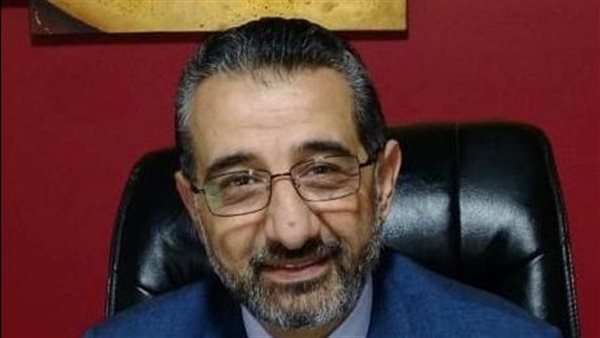 الدكتور عمرو السمدوني