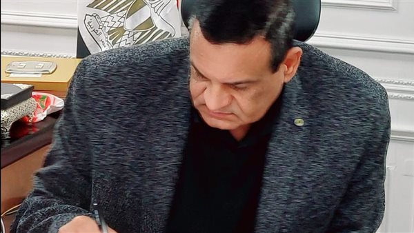 محافظ البحيرة يعتمد