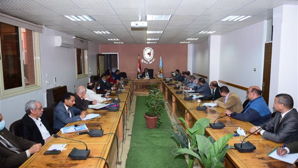 اجتماع رئيس جامعة