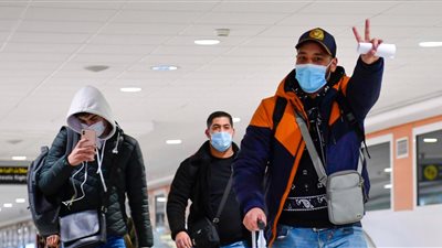 19 ساعة سفر.. مصري عائد من أوكرانيا: رحلتي كانت حبل إنقاذ ومحظوظ بقراري