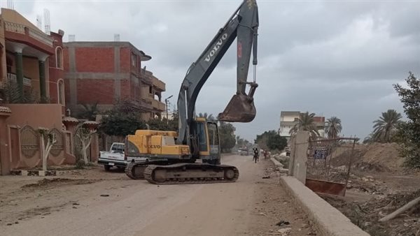 انهيار جزئي بحافة