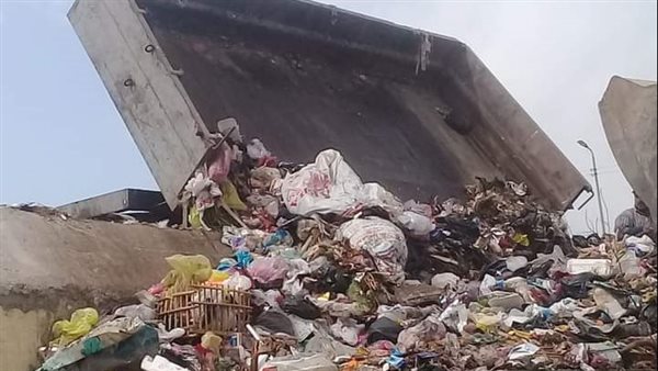 رفع القمامة والمخلفات