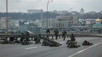 سلطات كييف: أي شخص يتجول في العاصمة بعد الـ5 مساء سُيعامل كعدو 