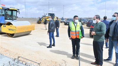 السيسي يتفقد أعمال إنشاء محور حسب الله الكفراوي الرابط بين جنوب وشرق القاهرة
