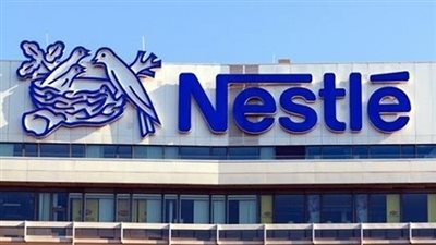 بسبب علاقة مع موظفة.. نستله تُقيل رئيسها التنفيذي بعد عام من تولي منصبه