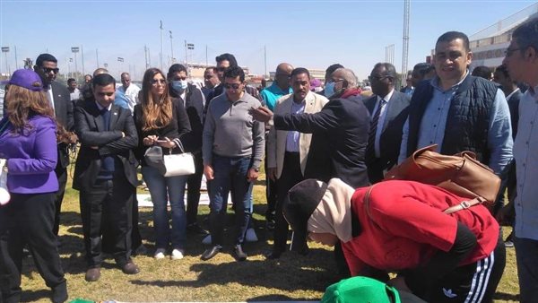 وزير الشباب والرياضة