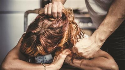 زوجة في دعوى طلاق: طلبت منه يزودلي المصروف عورني وكسرلي ايدي