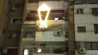 بشاير رمضان هلّت في شوارع المحروسة.. قصة صانع أكبر فانوس في مصر |صور