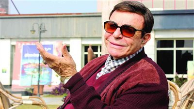 مخرج برنامج سمير صبري: الفنان حالته مستقرة.. وانتهى من تسجيل ثالث حلقات ذكرياتي