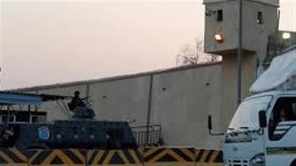 إصابة أول طالب مصري