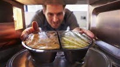 تناول بقايا الطعام المخزنة قد تؤدي للإصابة بالأمراض 