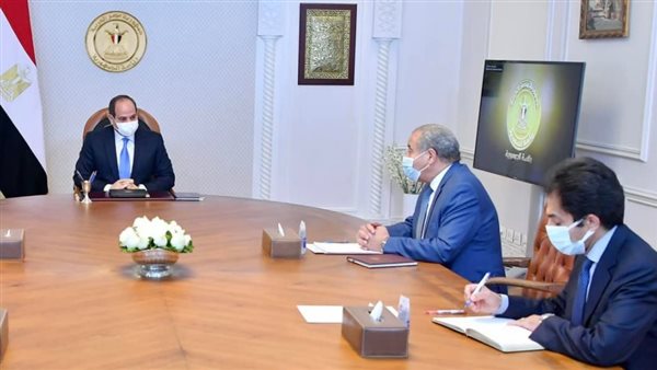 السيسي ووزير التموين