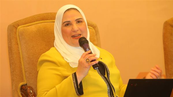 الدكتور نيفين القباج