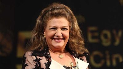 ميمي جمال تطير إلى لبنان لتصوير مشاهدها في العتاولة