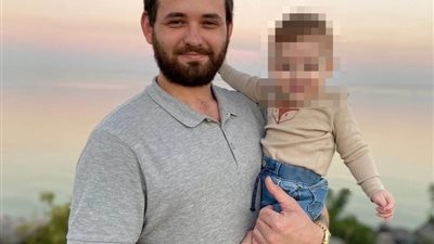 أب بريطاني يتوجه إلى أوكرانيا لإحضار زوجته وطفله: مستعد للموت وأنا أحاول