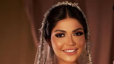 حسام أنتيكا يجري جلسة تصوير لـ خطيبته السابقة بفستان زفاف.. ويعلق: العروسة بتاعتنا | فيديوجراف