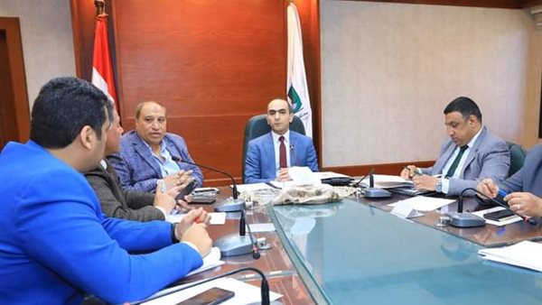 اجتماع اللجنة العليا