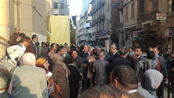 توافد أعضاء نقابة