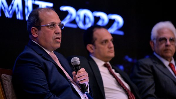  الدكتور محمد لطفي