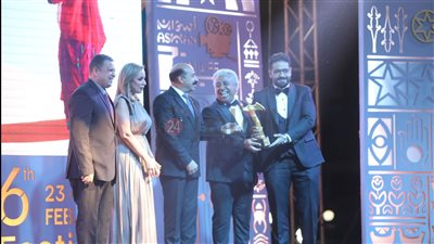 القائمة الكاملة لـ جوائز مهرجان أسوان لأفلام المرأة.. قمر 14 يفوز بجائزة أفضل فيلم مصري | صور 