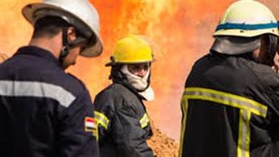 الحماية المدنية تنتشل مسنة من وسط النيران في حريق وحدة سكنية ببورسعيد