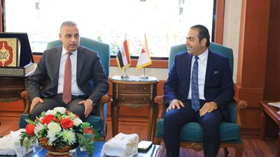 محافظ سوهاج يستقبل رئيس وأعضاء لجنة الشباب والرياضة في مجلس النواب