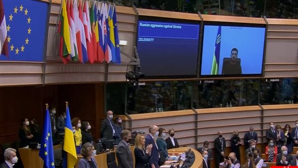 زيلينسكي يلقي كلمة