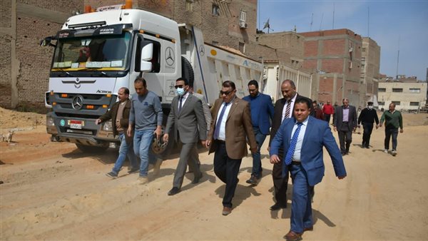 محافظ الفيوم يبحث