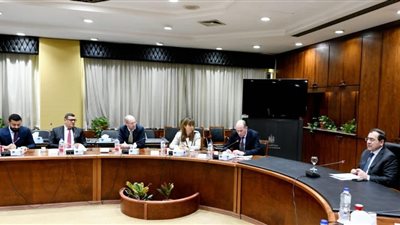 مباحثات مع البنك الأوروبي لإعادة الإعمار في مجال خفض الانبعاثات والانتقال الطاقي