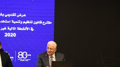 رئيس الرقابة المالية ينعى عبد الحميد إبراهيم عضو مجلس إدارة الهيئة 