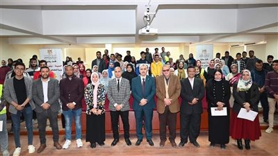 وحدة التضامن الاجتماعي بجامعة الفيوم تنظم دورة تدريبة بعنوان القيادة والتبيعة 