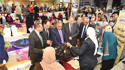 محافظ أسيوط: الدولة تقدم كافة التسهيلات لأصحاب الحرف اليدوية والموهوبين