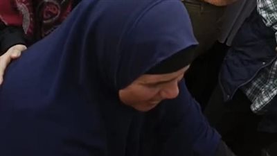 بث مباشر | أسرة ضحية غدر الصحاب تزور مقبرة الفقيدة لأول مرة بعد إحالة أوراق المتهمين للمفتي