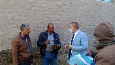 تمهيدًا لإزالتها.. حصر مخالفات البناء لاتخاذ الإجراءات القانونية تجاه أصحابها في قنا