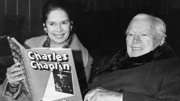 شارلي شابلن وزوجته