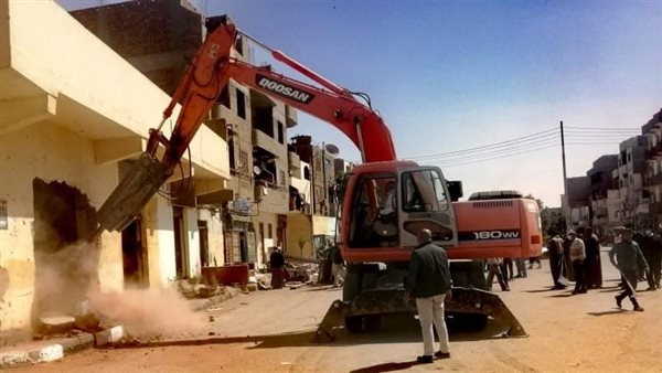 جانب من حملة الإزالة