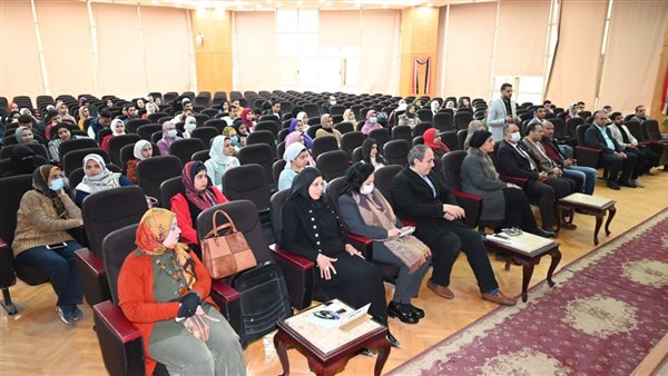 ندوة بجامعة الفيوم