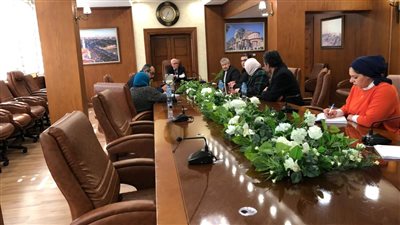 محافظ بورسعيد يناقش رؤية تطوير متحف النصر 