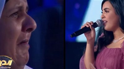 والدة المتسابقة رحمة ضاحي تدخل في نوبة بكاء خلال غناء ابنتها بالدوم