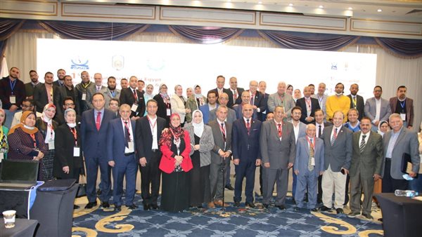 جانب من المؤتمر 